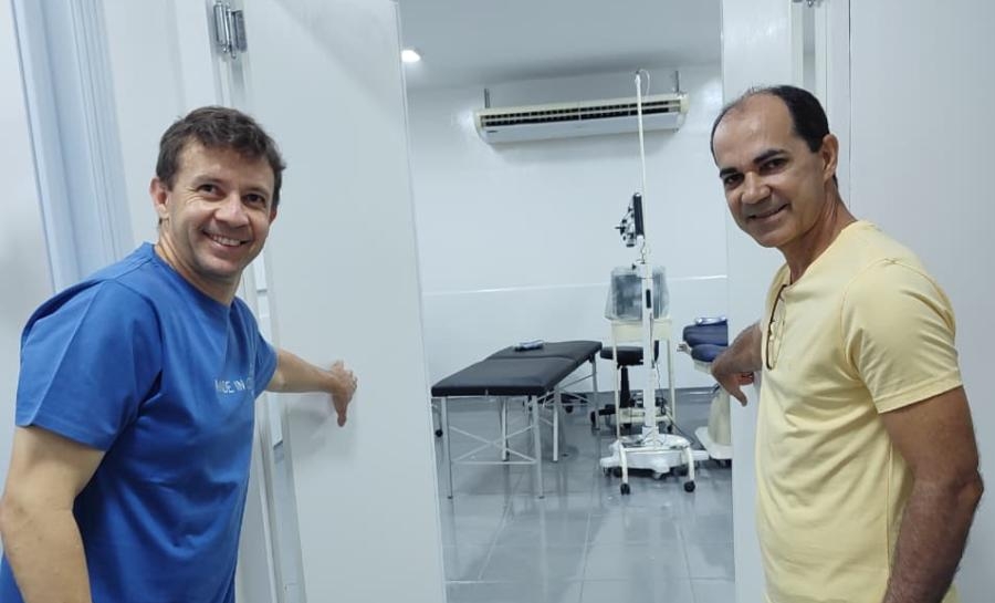 Moradores do Juruá ganham centro cirúrgico oftalmológico em Cruzeiro do Sul graças a parceria de Eduardo Velloso